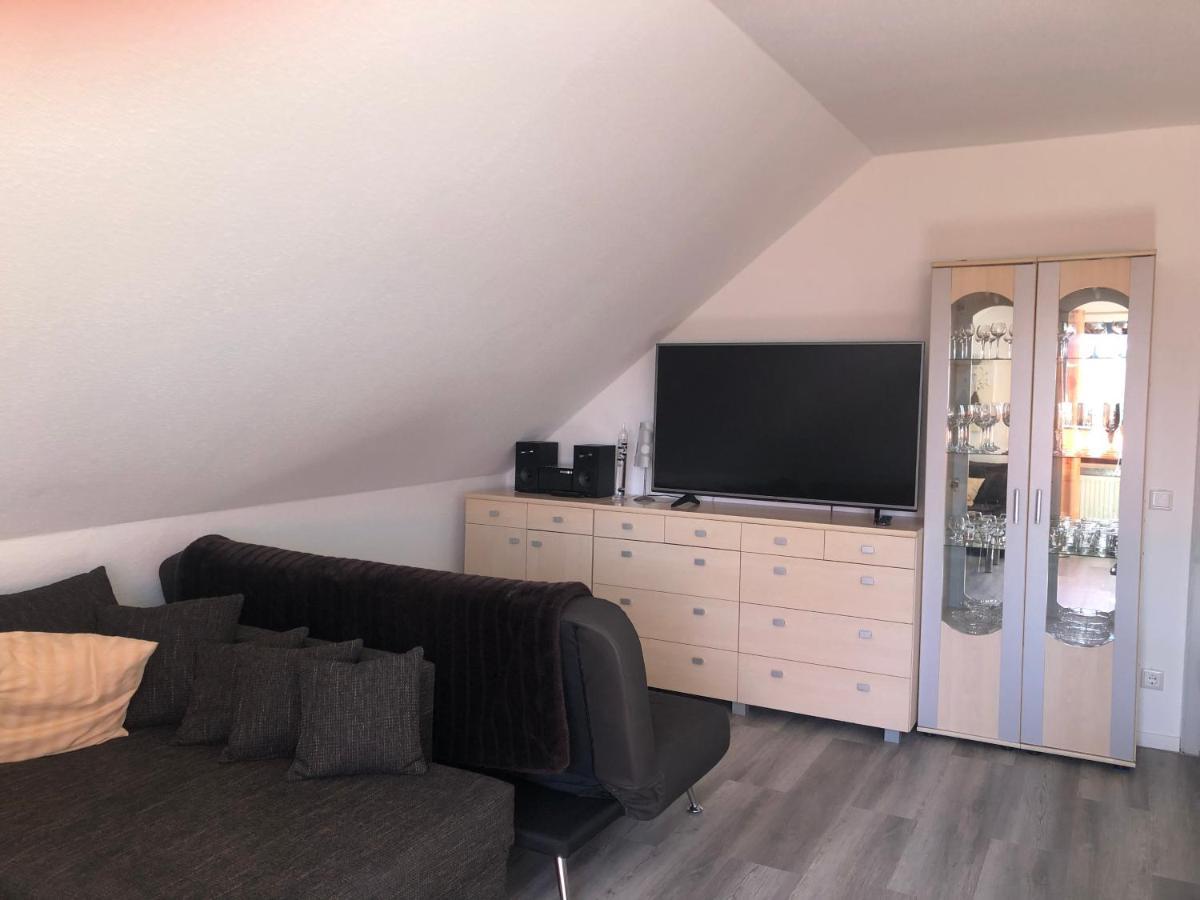 Ferienwohnung Viezens Neustadt am Rübenberge Exterior foto